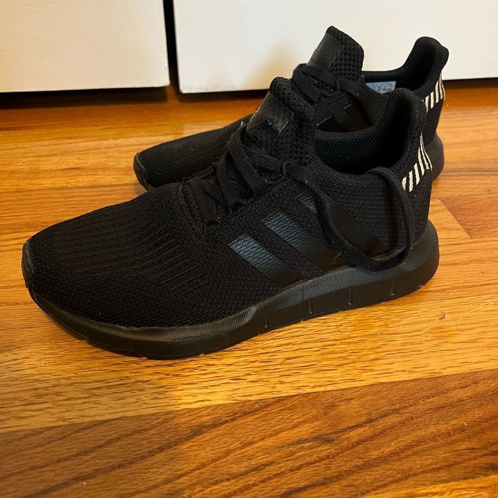 Adidas Swift Running Shoes Black